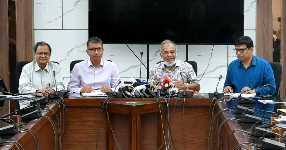 Project directors to be appointed based on merit, not lobbying: Agri Adviser