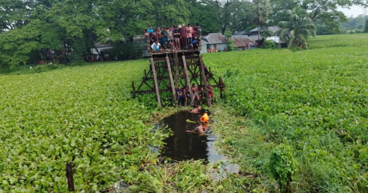 Nine killed as microbus carrying wedding guests plunges into river in Barguna following bridge collapse