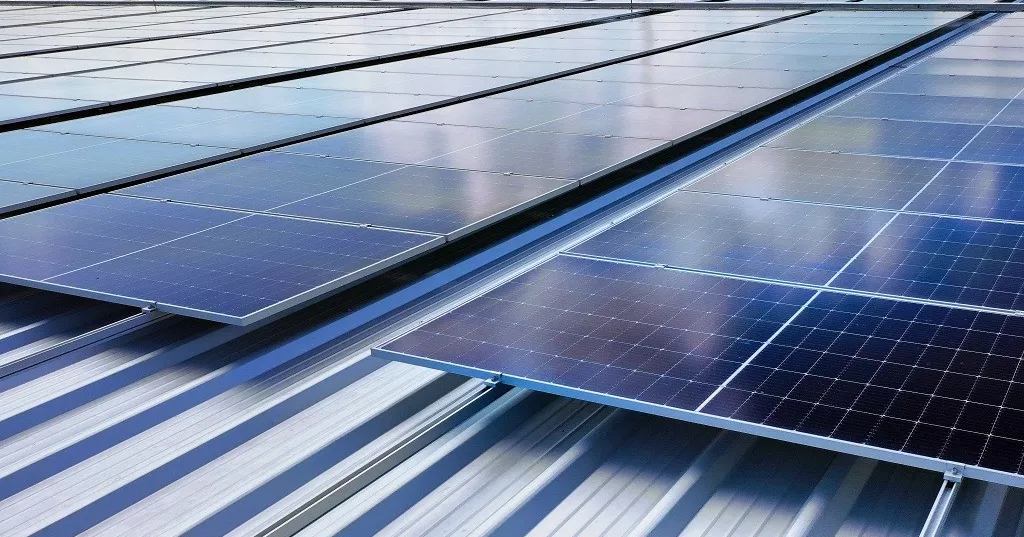 Industrial rooftop solar emerges as primary driver of clean energy transition in Bangladesh: IEEFA report