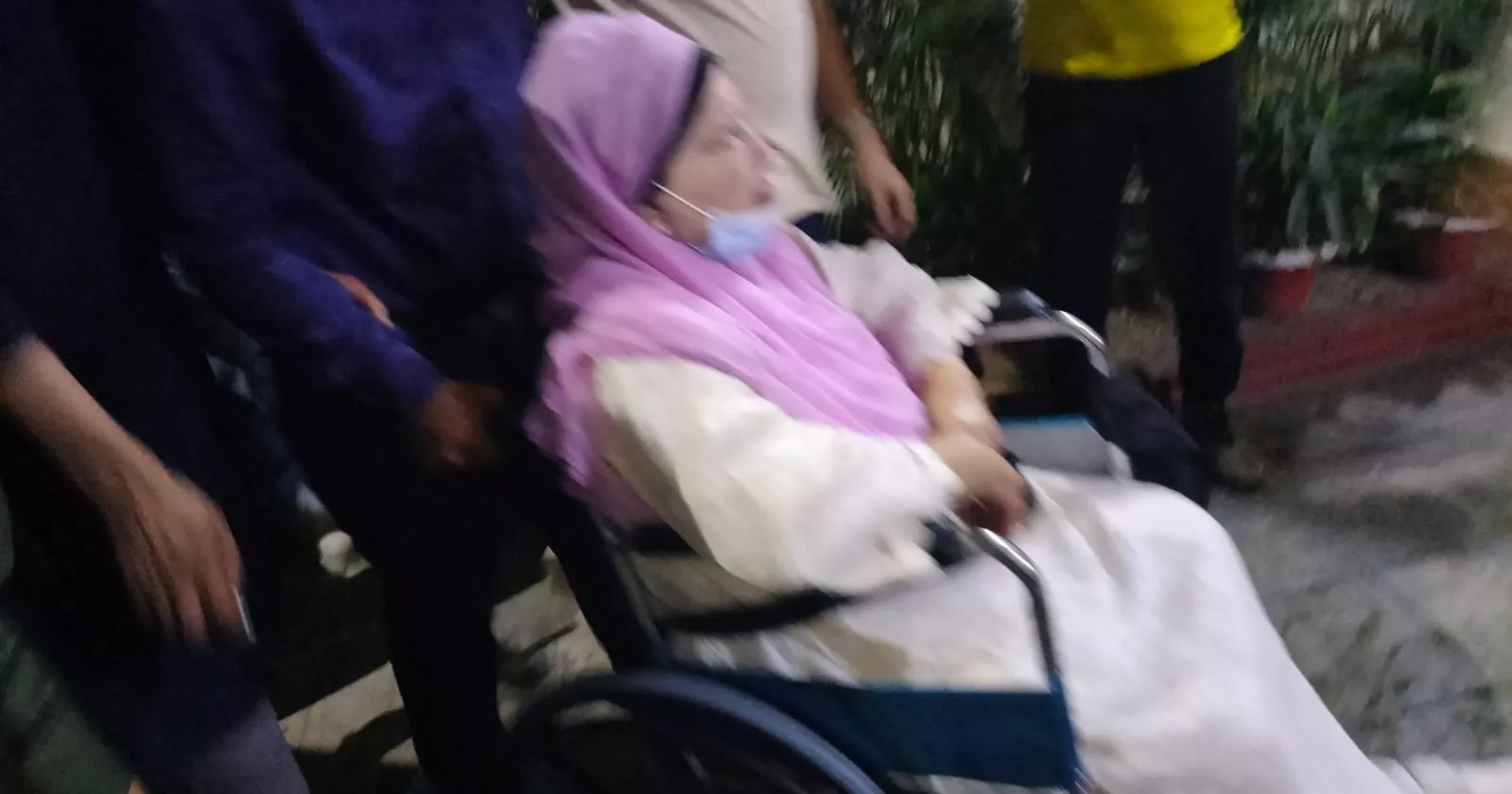Khaleda returns home from hospital