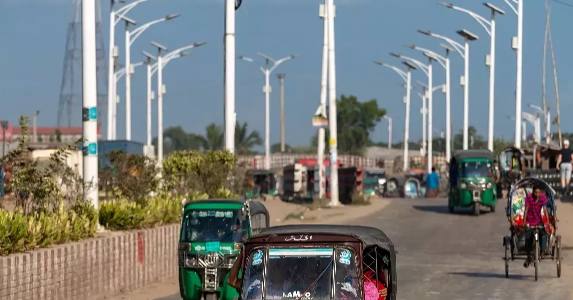 Against all odds, Dhaka breathes easier than Dubai