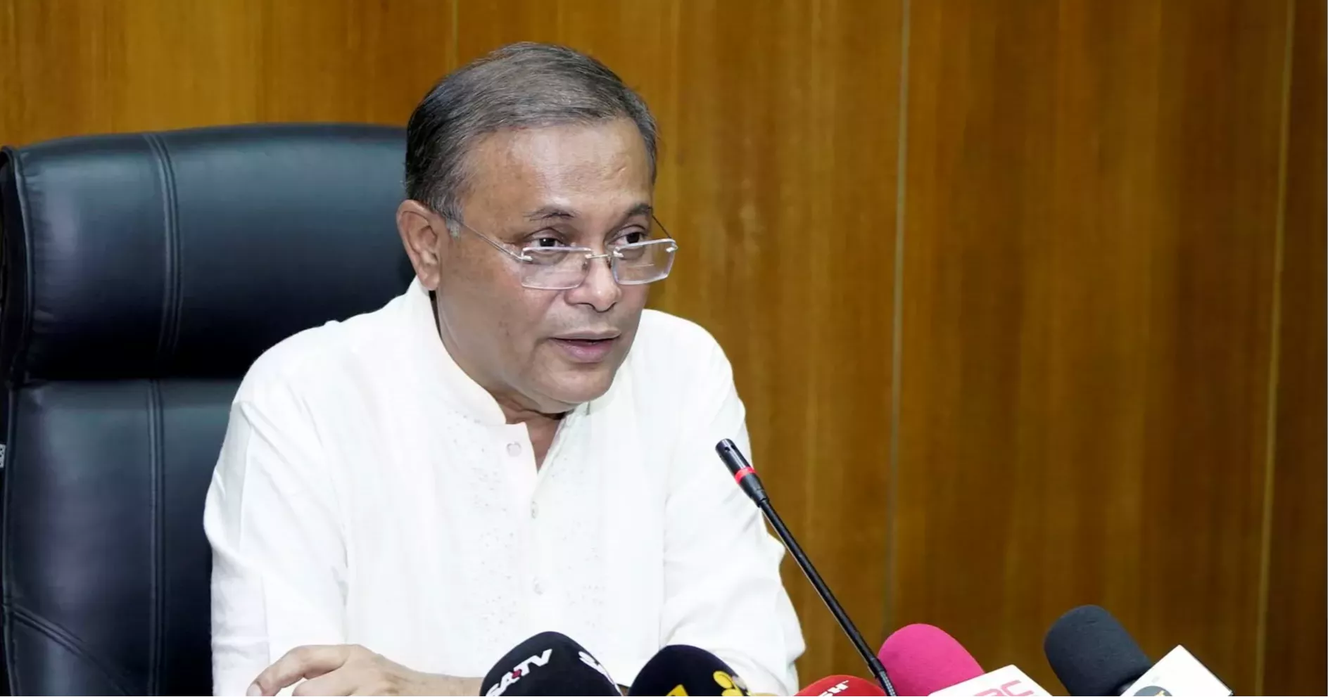 Dr Yunus didn't pay workers' dues, rather tried to bribe them: Information Minister