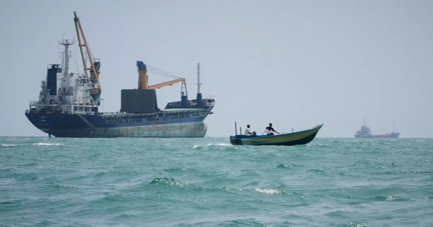 Iran threatens Hormuz shipping as Middle East tensions escalate