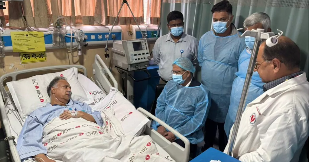 President visits hospital to see ailing Energy Minister Tuku