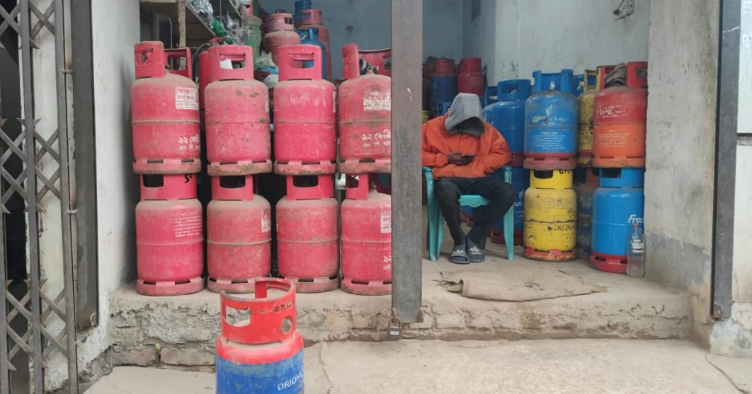 Govt seeks tax relief on LPG to ease supply crisis and curb rising costs