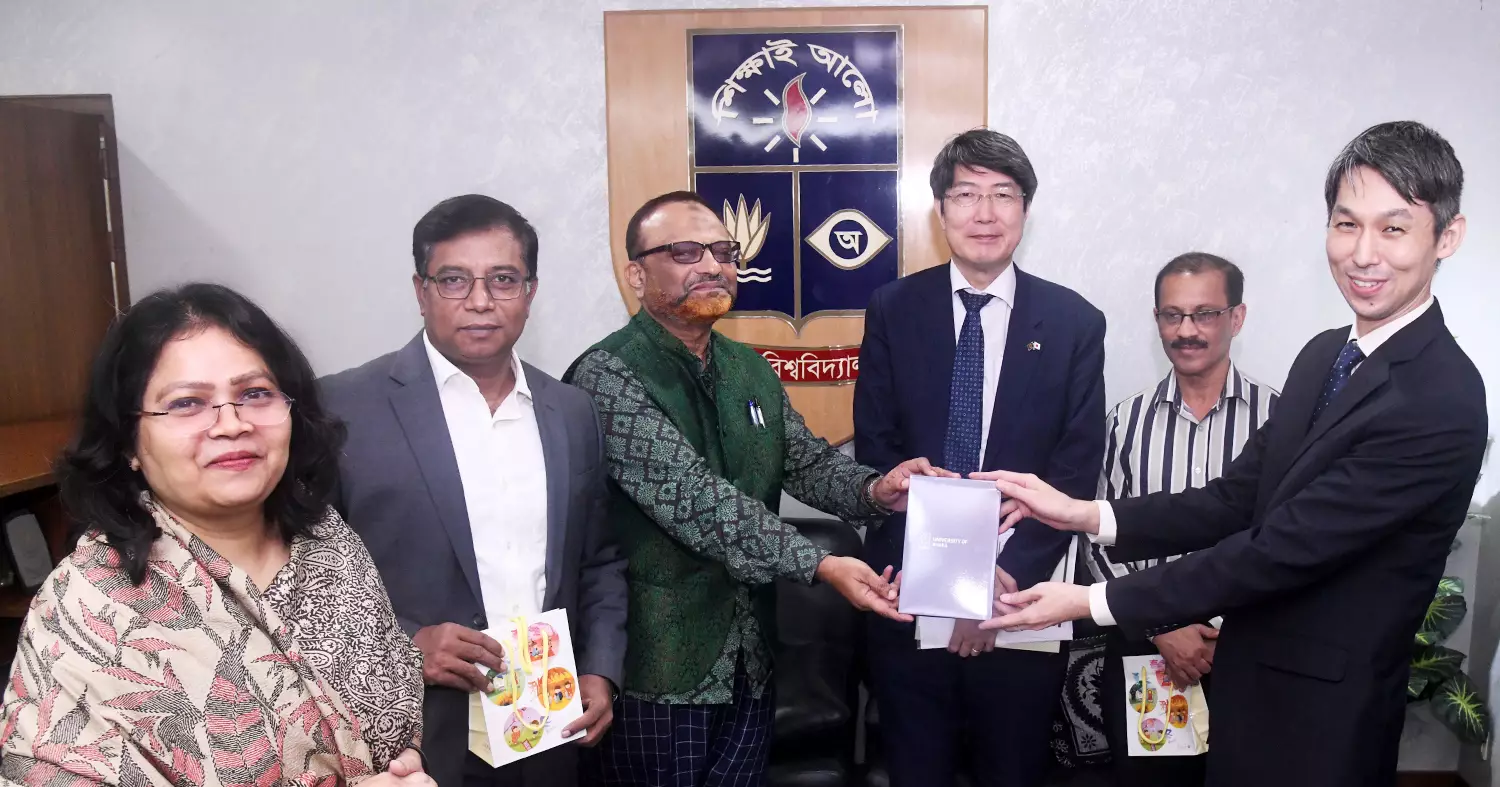 Japanese ICT companies keen to recruit skilled manpower from Bangladesh, Japanese Ambassador tells DU VC