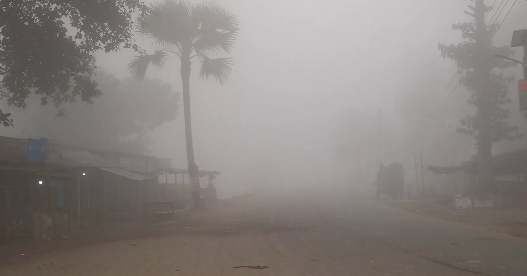 Biting cold wave freezes Naogaon as mercury plunges to season’s lowest