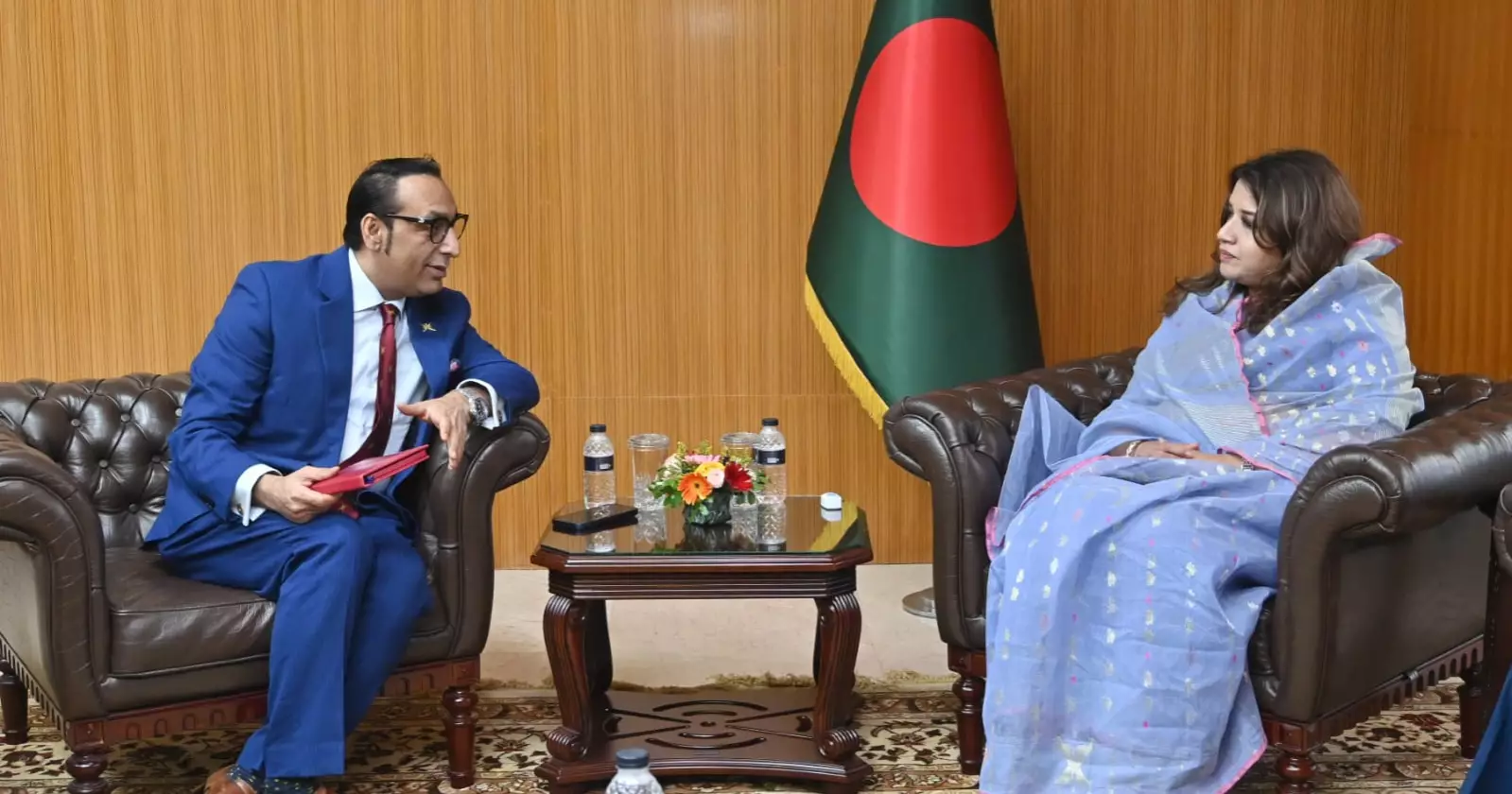 Dhaka prioritises mutually beneficial migration as Oman’s envoy calls on state minister