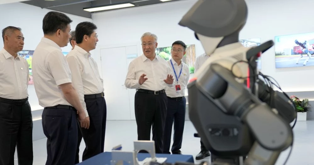 Chinese vice premier calls for stronger link between innovation and industry