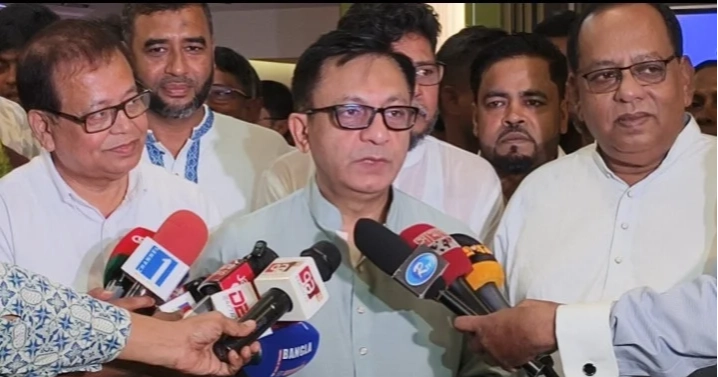 Two years needed to overcome gas, power crises: Commerce Minister