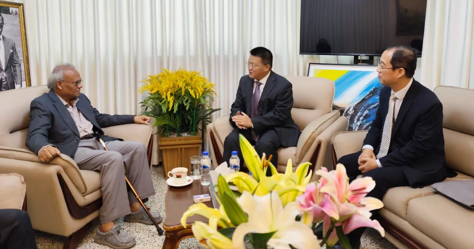 Chinese Ambassador Yao Wen meets Rizvi