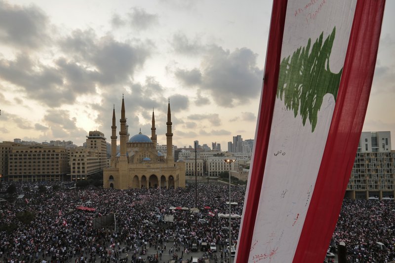 Lebanon's government scrambles to respond to mass protests
