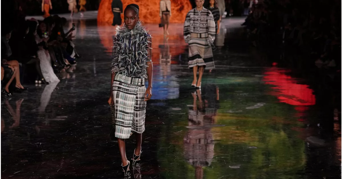 Blazy's chanel debut brings Showmanship back under a sky of planets