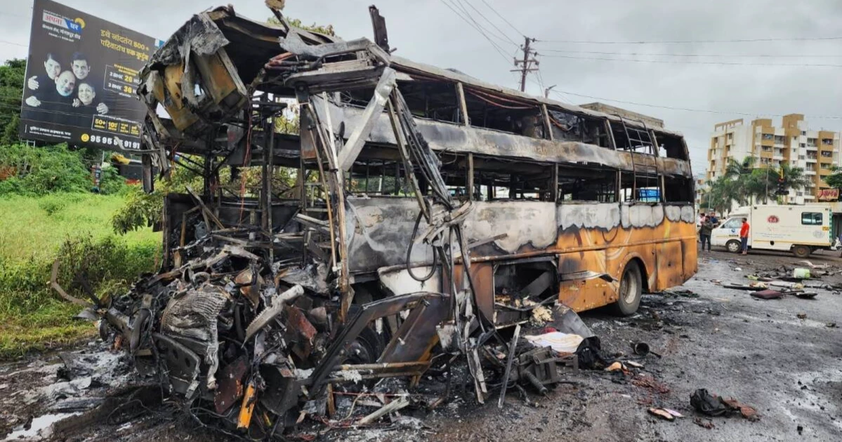 11 die as bus catches fire in India's Nashik