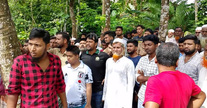 Couple found dead in Barguna house