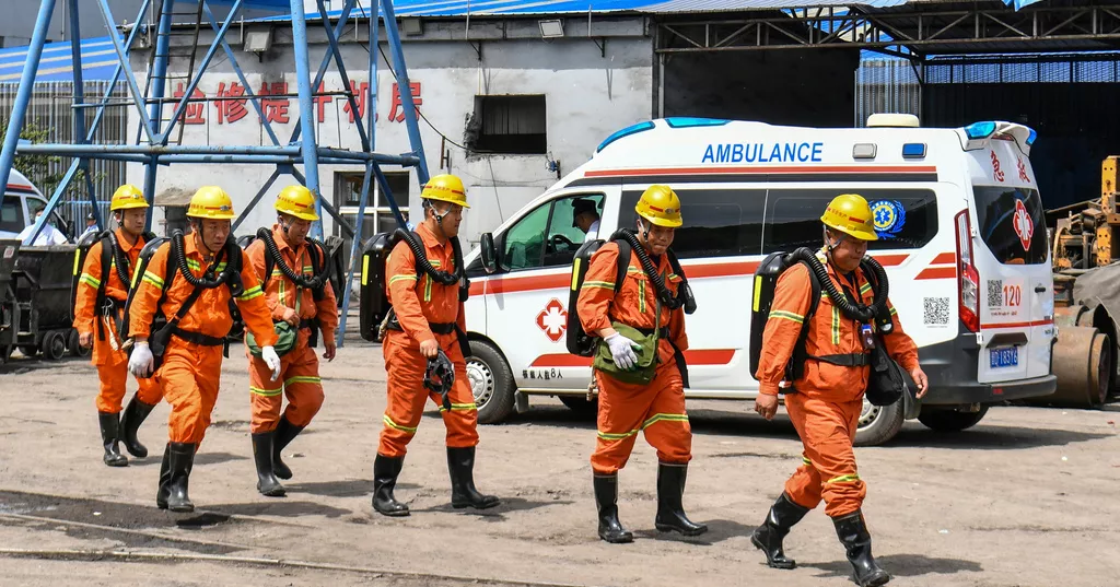 Coal mine gas explosion in China kills 90, rescue efforts continue