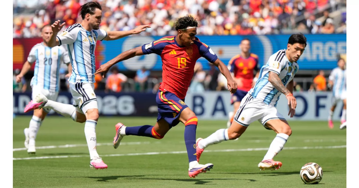 World Cup Final: Scoreless at halftime