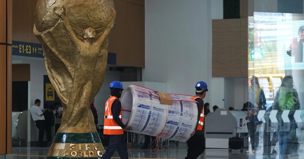 Mexico City airport races to complete $500m renovation as World Cup nears