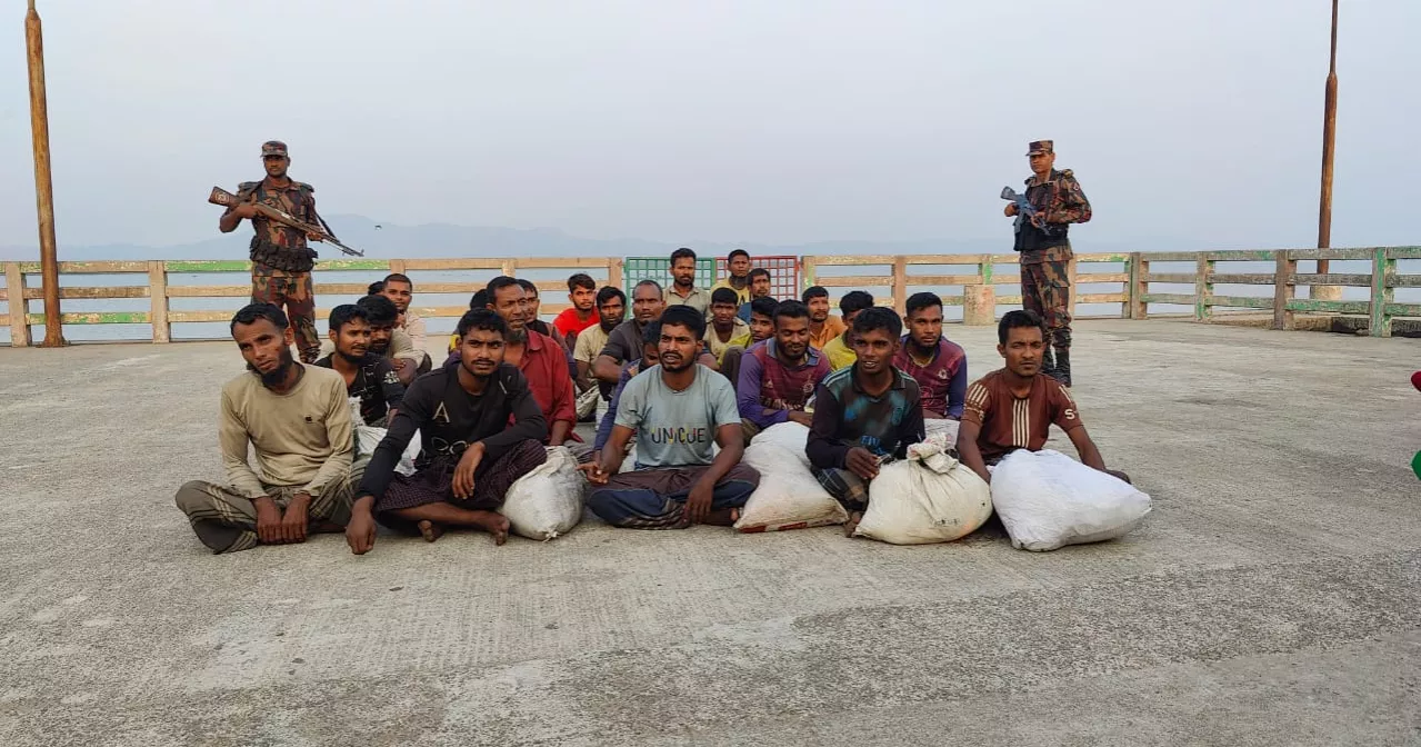 BGB brings back 26 Bangladeshi fishermen detained by Arakan Army