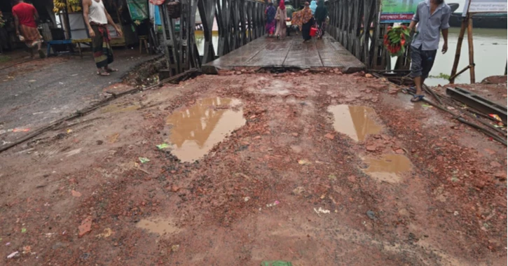 Rain batters 180km of roads in Bagerhat, causing Tk 80cr damage