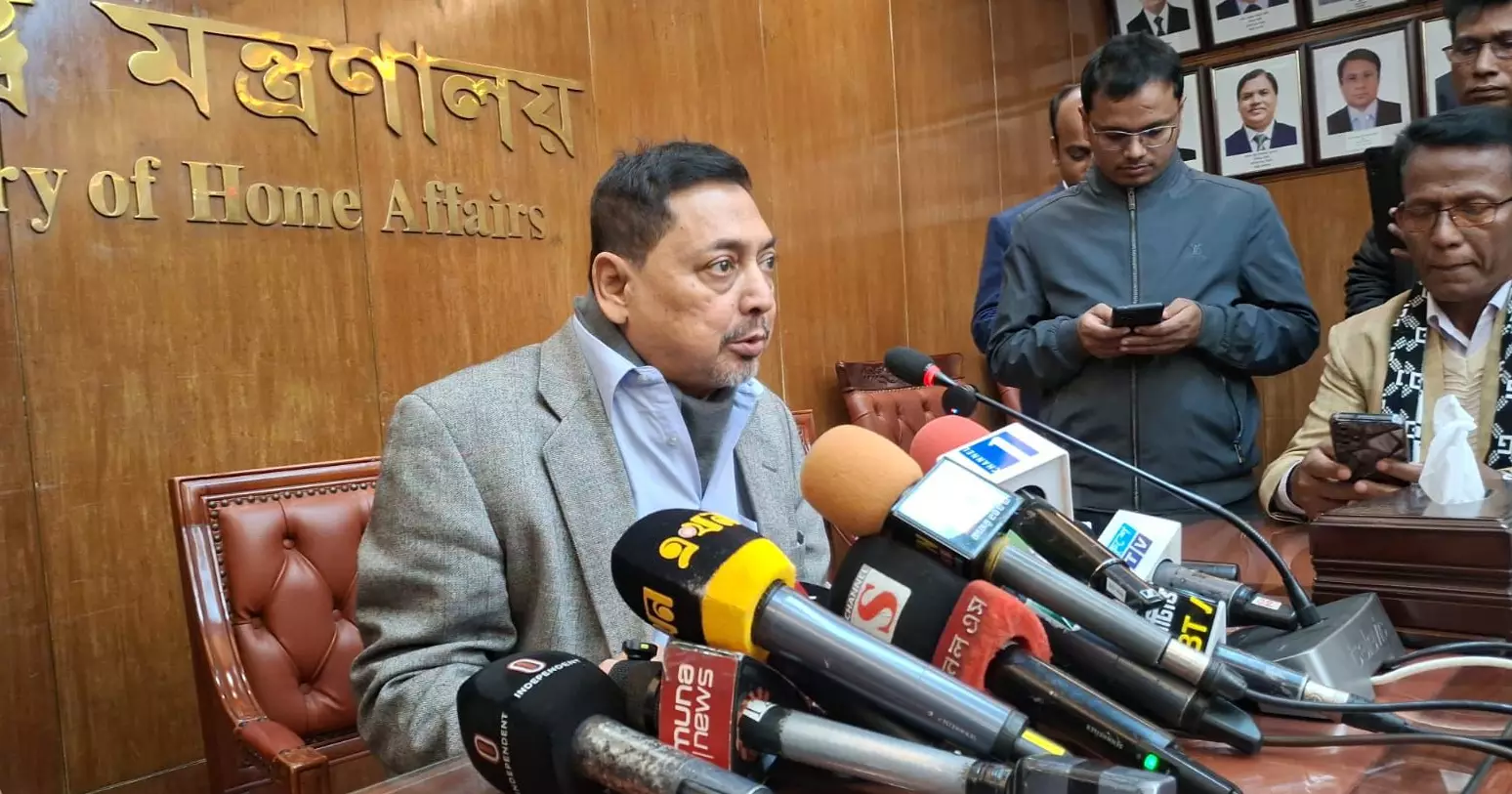 Hadi murder chargesheet by Jan 7: Home Secretary