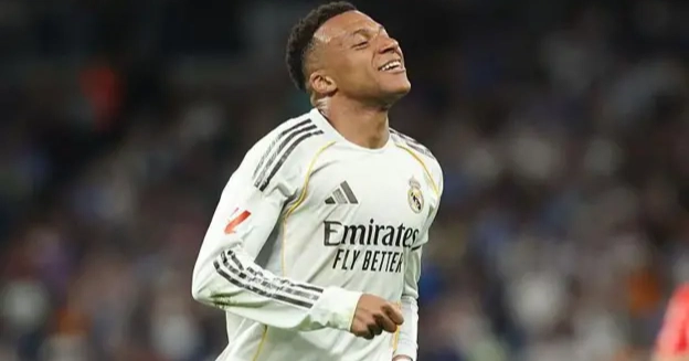 Mbappe, Vinicius strike as Real Madrid beat Alaves, cut Barca lead
