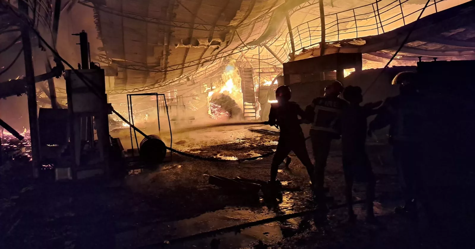 Bazar fire in Noakhali guts over 30 structures