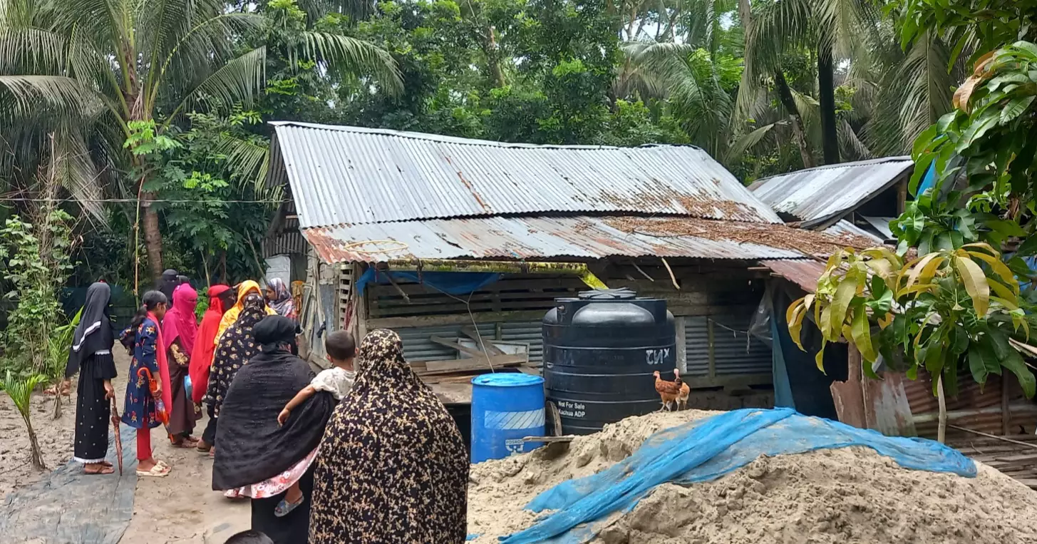 Bagerhat triple murder: Police examine evidence, monitor suspects