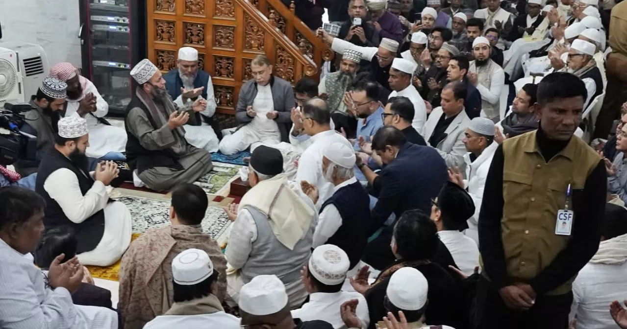 Special prayers held nationwide for Khaleda Zia after Jum'a prayers