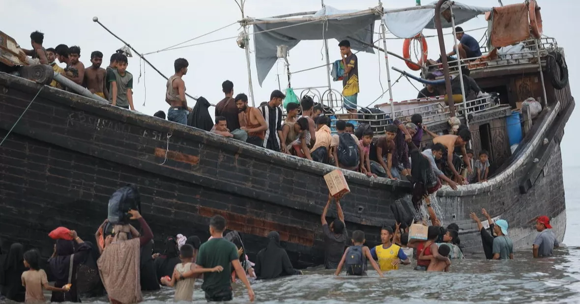 UN experts urge action to end trafficking, deaths of Rohingyas on Andaman Sea