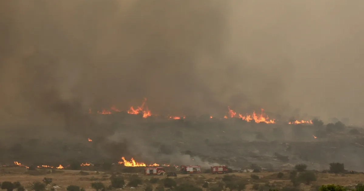 Israel declares state of emergency as wildfire rages near Jerusalem
