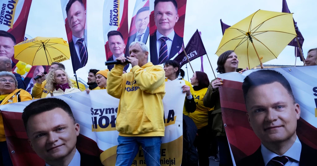 Poland votes for new president Sunday as worries grow about future