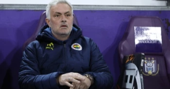 Galatasaray accuses Jose Mourinho of making racist comments after Turkish league game