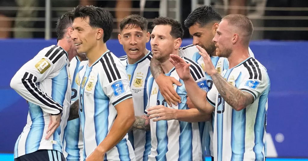 Messi sets World Cup scoring record as Argentina reach knockout stage