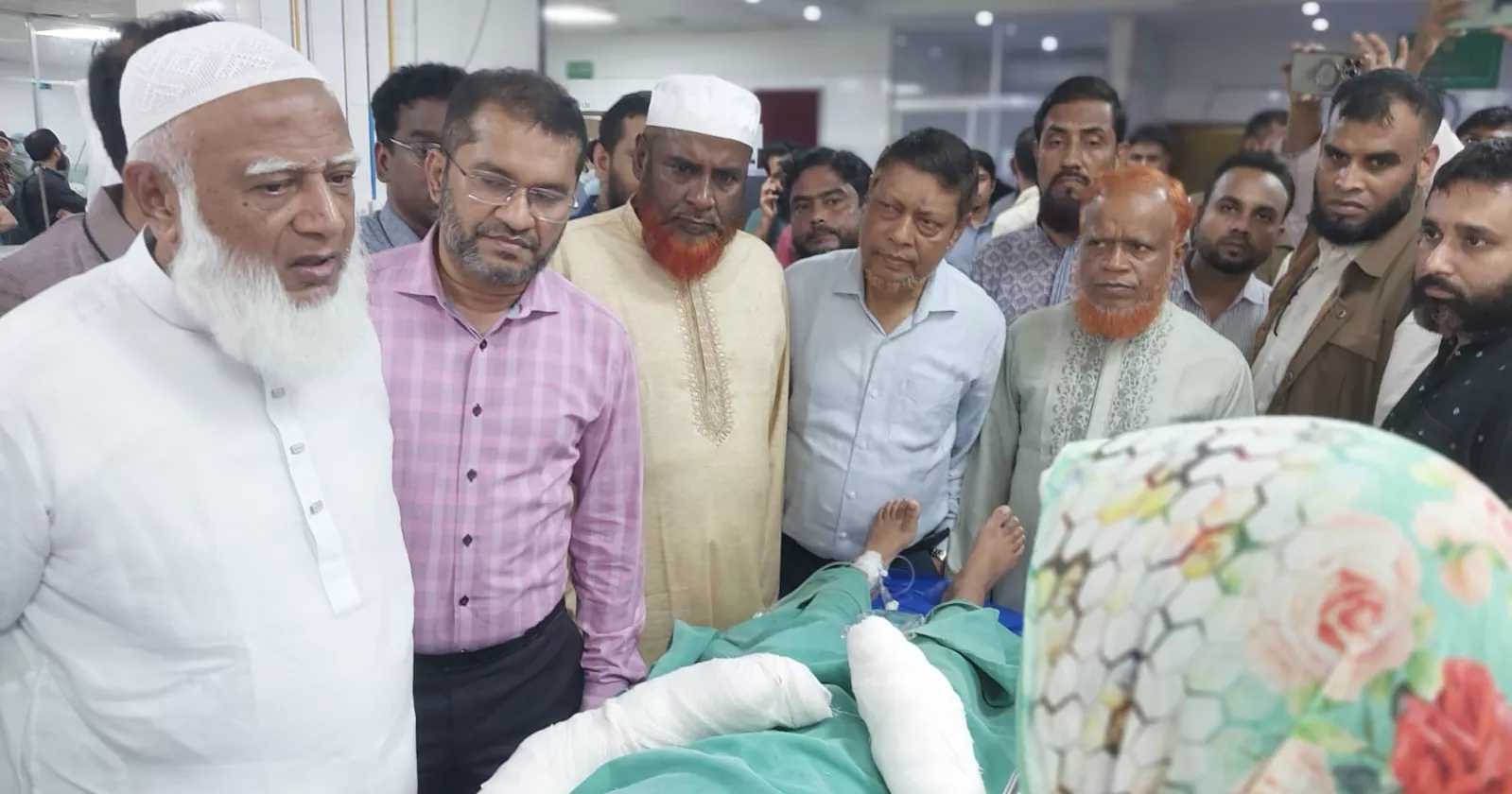 Jamaat offers medical support for Uttara tragedy victims