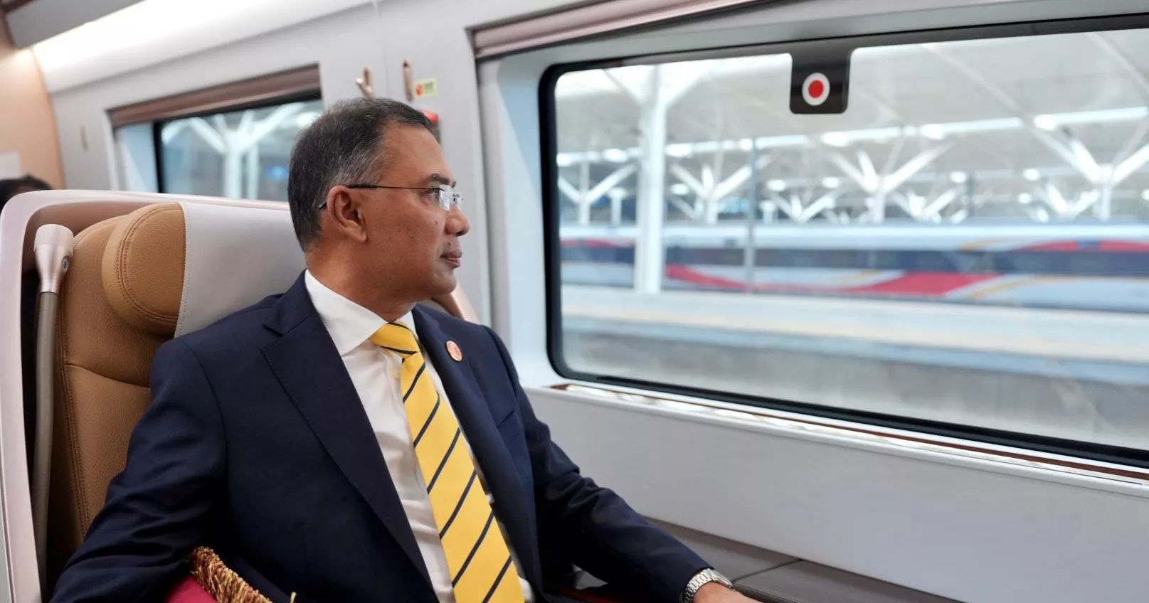 PM Tarique leaves Dalian for Beijing