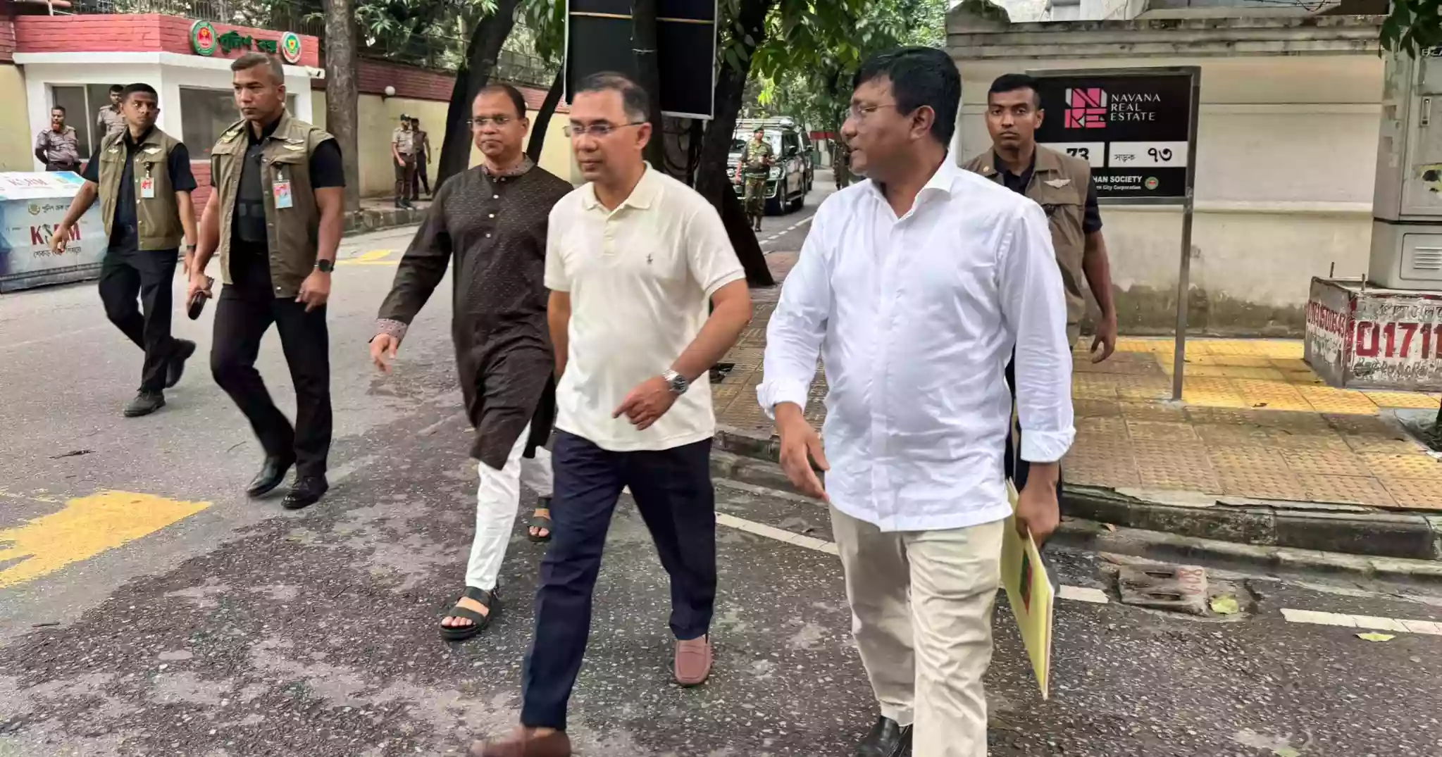 PM walks to BNP office at Gulshan to attend programme