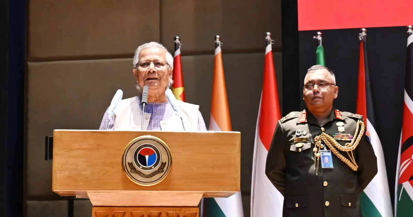 Prof Yunus seeks collective security efforts to ensure peaceful, festive polls