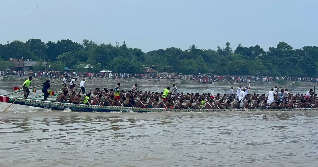 Traditional boat race returns to Gorai River after four years