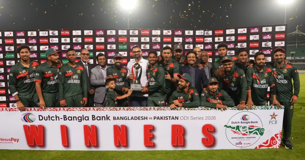 Bangladesh clinches ODI series with 11-run win vs Pakistan