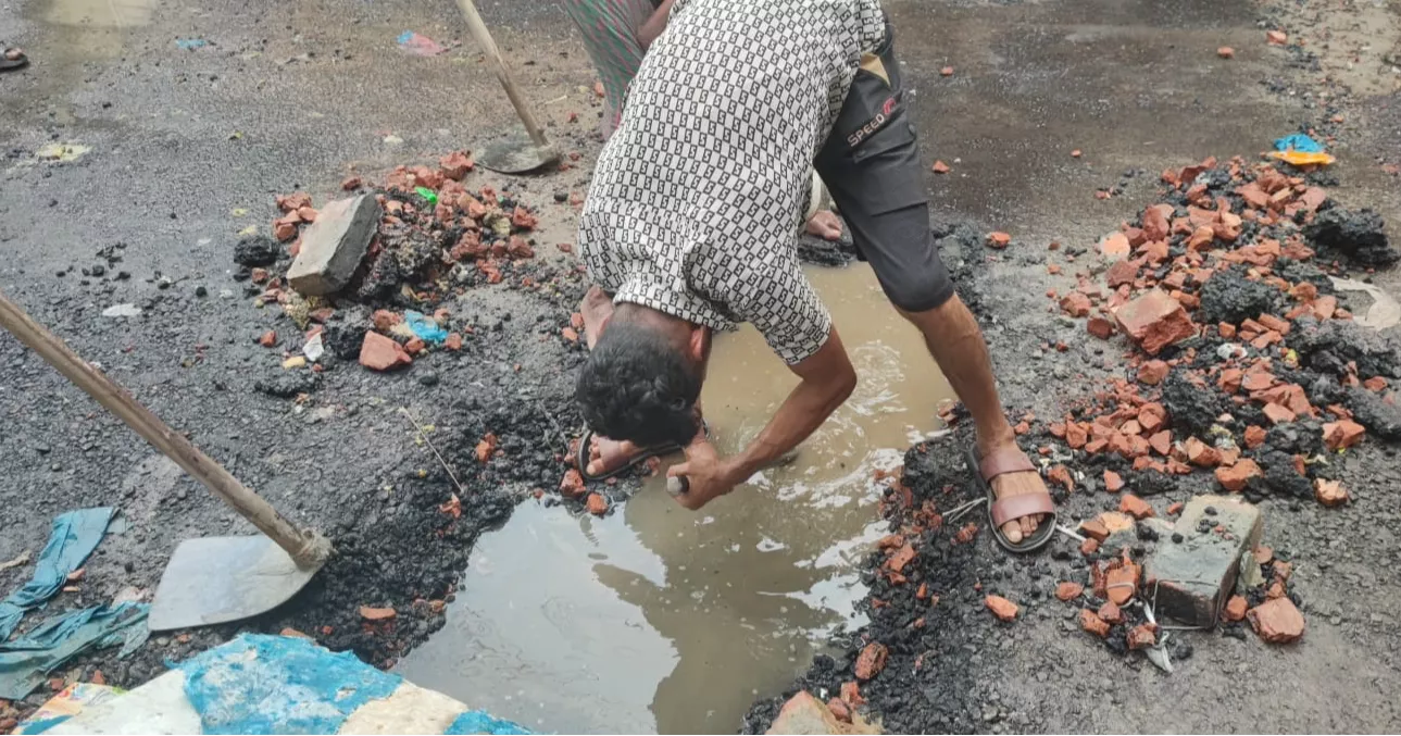 Botched drainage causes newly paved road to be dug up again in Ahalia