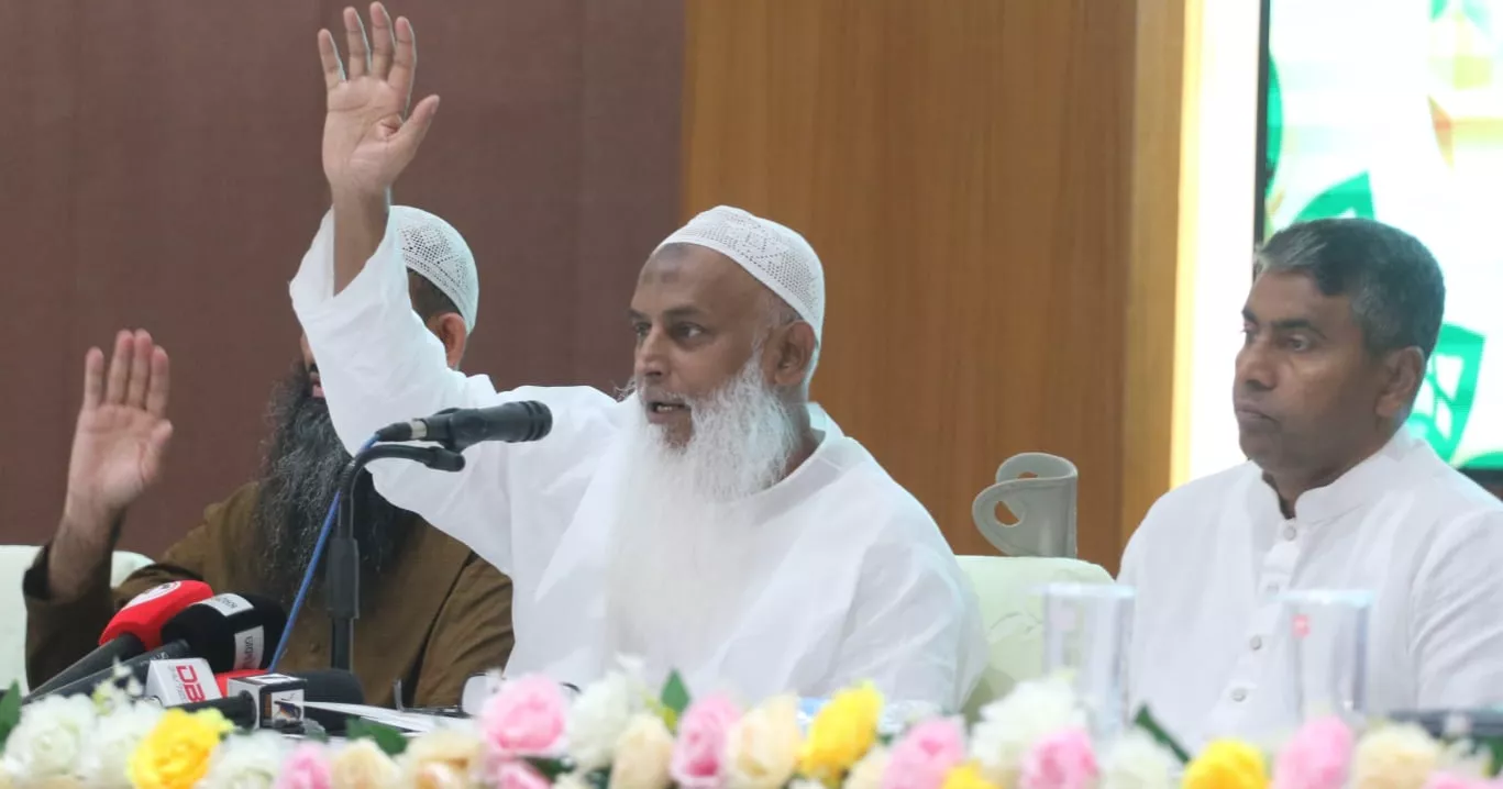 Minister urges Hajj team to uphold govt image, ensure quality service