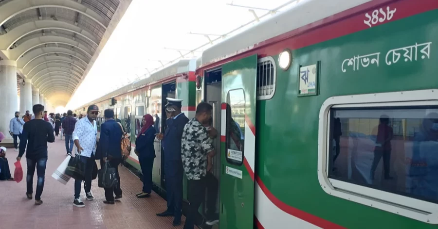 Special trains will run during Durga Puja holidays