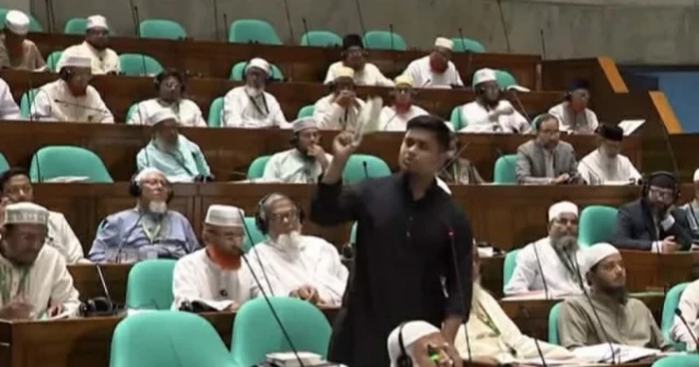 Hasnat condemns proposed budget as 'disconnected from economic realities'