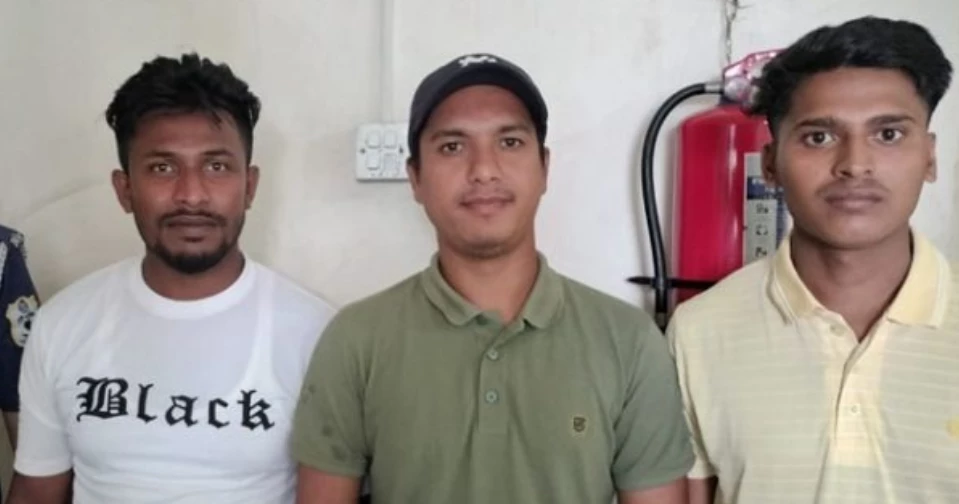 Lighter vessel rams Kalurghat Bridge: 3 crews arrested