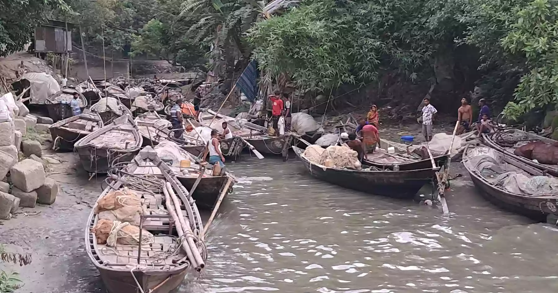 Fishing ban ends tonight: Chandpur fishermen ready to hit rivers