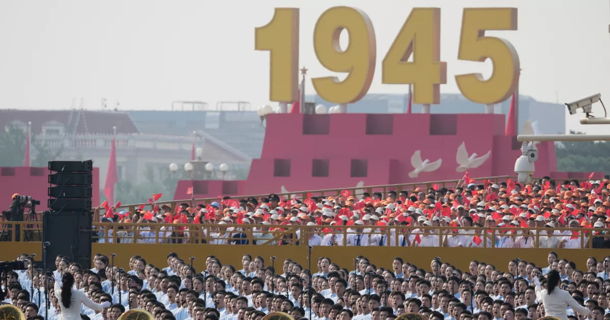 Beijing commemorates WWII victory with large-scale military display
