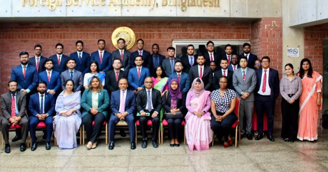 Maldives envoy discusses small-state diplomacy at Foreign Service Academy