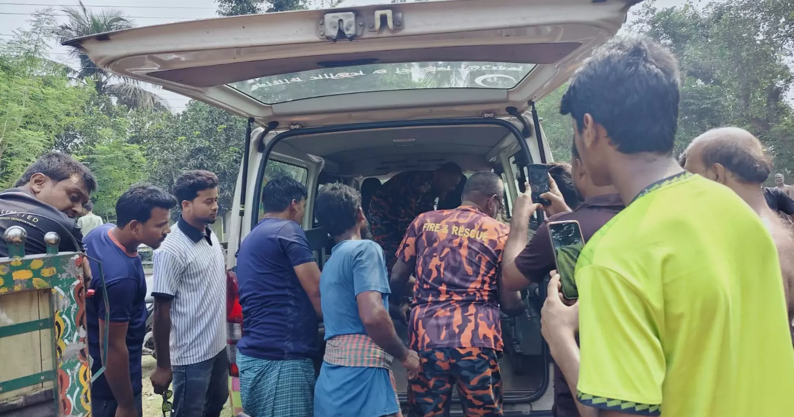 College lecturer killed in tractor-motorcycle collision in Chuadanga
