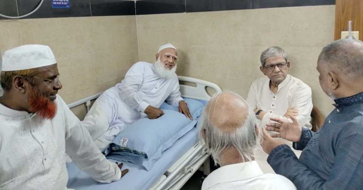 Fakhrul-led BNP delegation visits Jamaat Ameer in hospital
